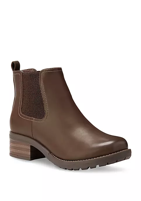 Eastland® Jasmine Chelsea Boot 7 Eastland® Jasmine Chelsea Boot - Image 5